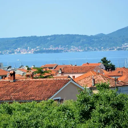 Ante Apartman Zára
