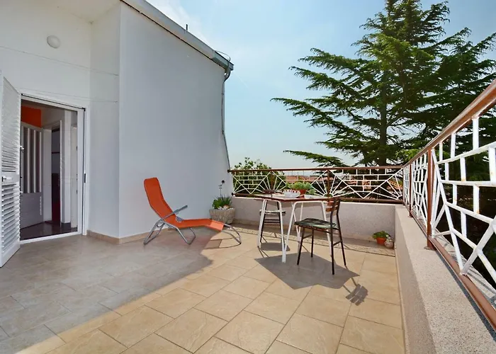 Ante Apartment