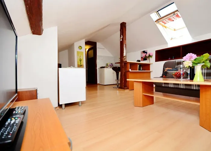 Ante Apartment